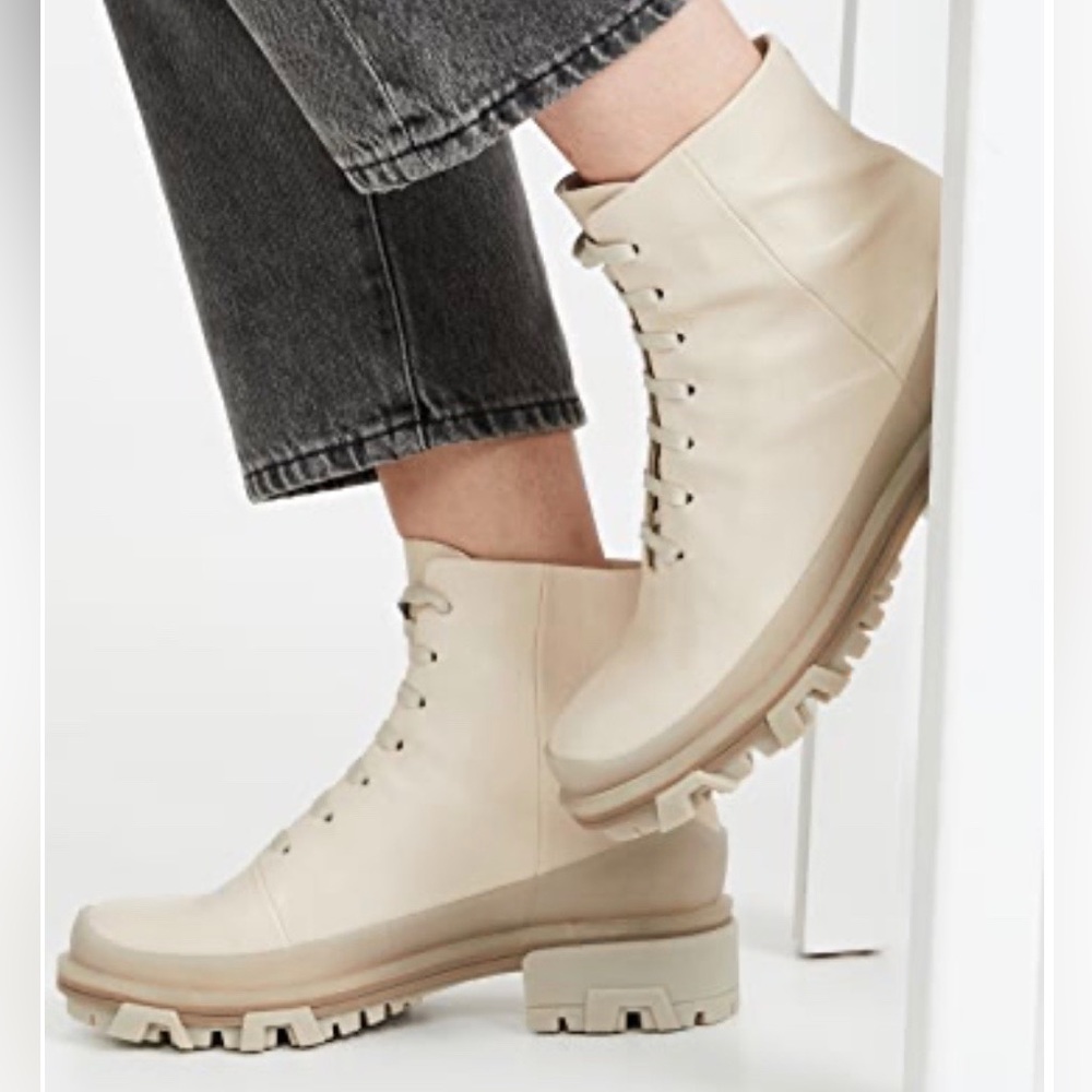 NWOT super stylish, shiloh hiker boots from Rag and Bone!